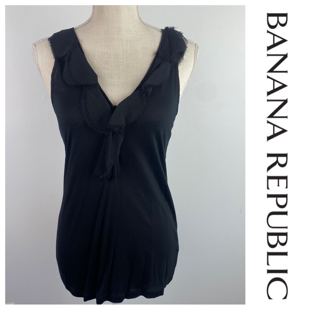 BR Ruffle Trim Black V-Neck Sleeveless Top, Small